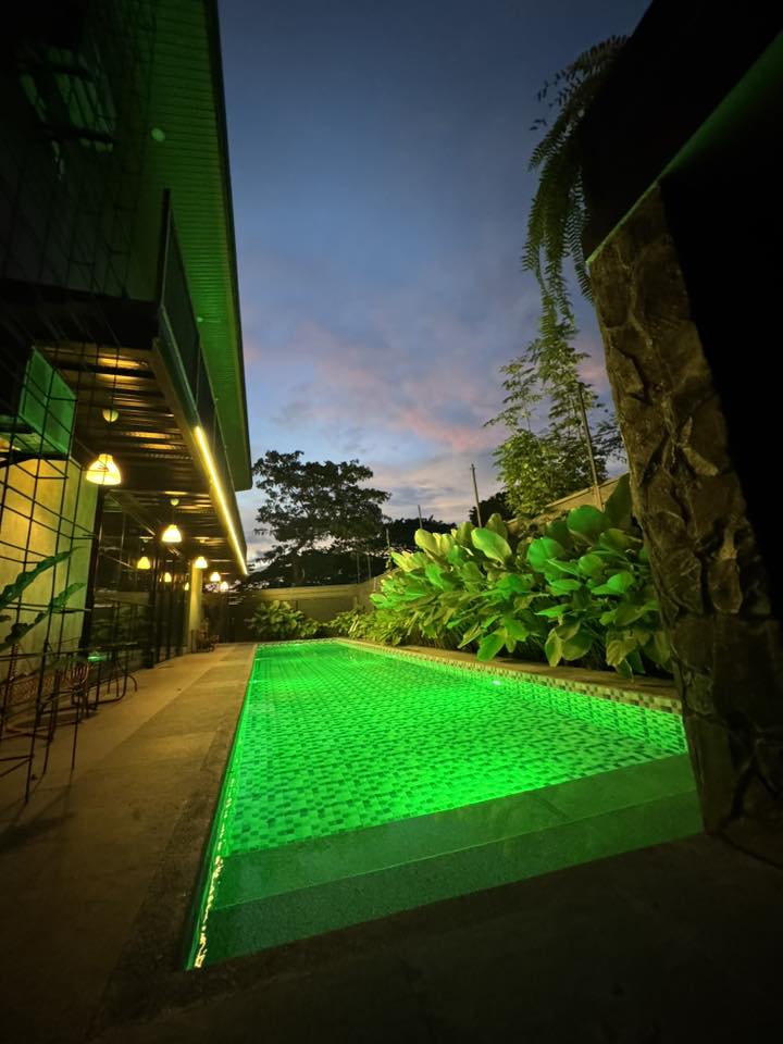 pool